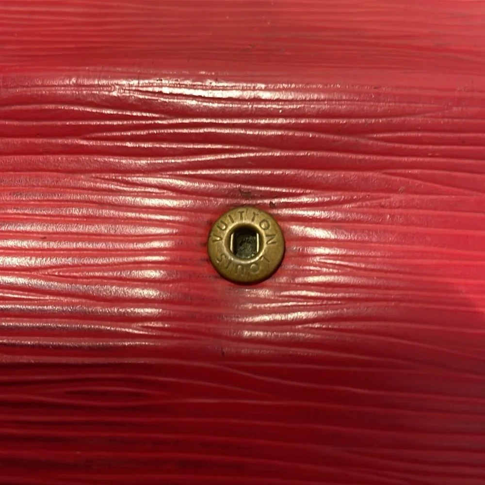 💎Red Louis Vuitton Epi Key case